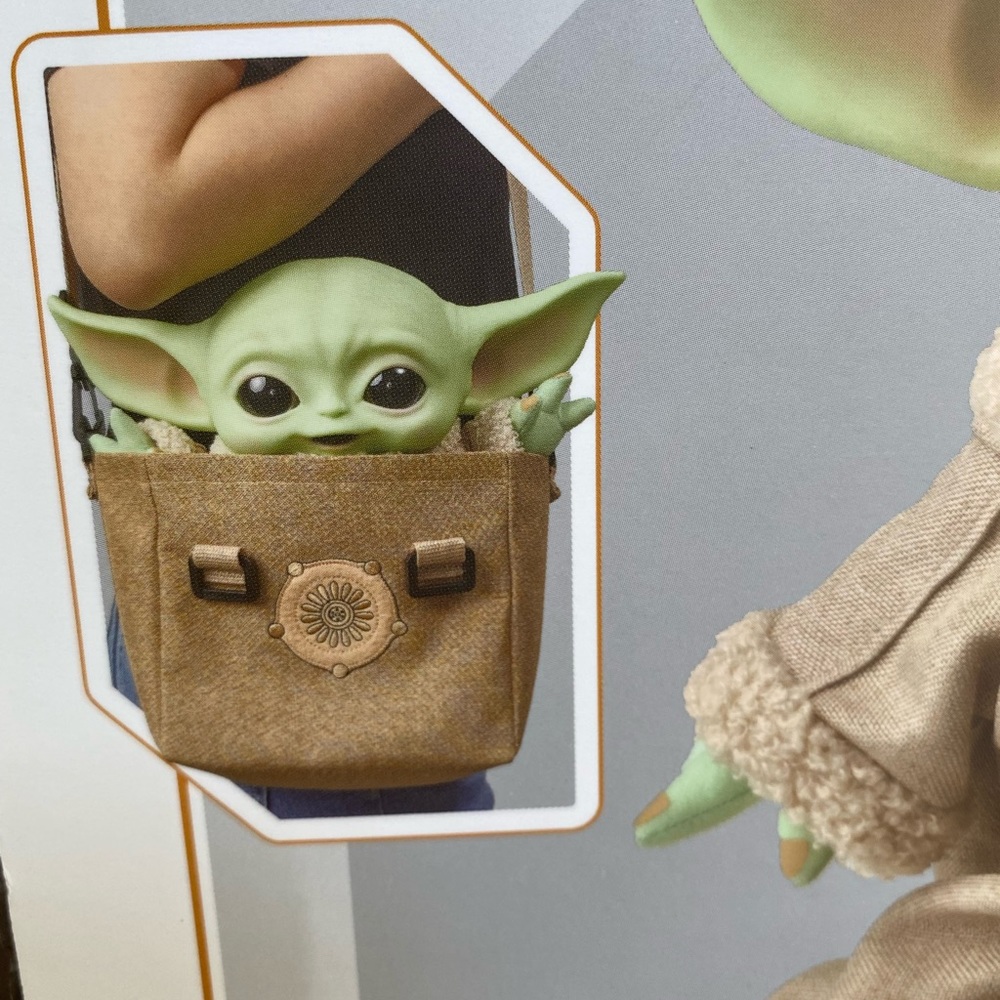 NWT Star Wars Mandalorian Baby Yoda Talking Plush Toy - Picture 7 of 8